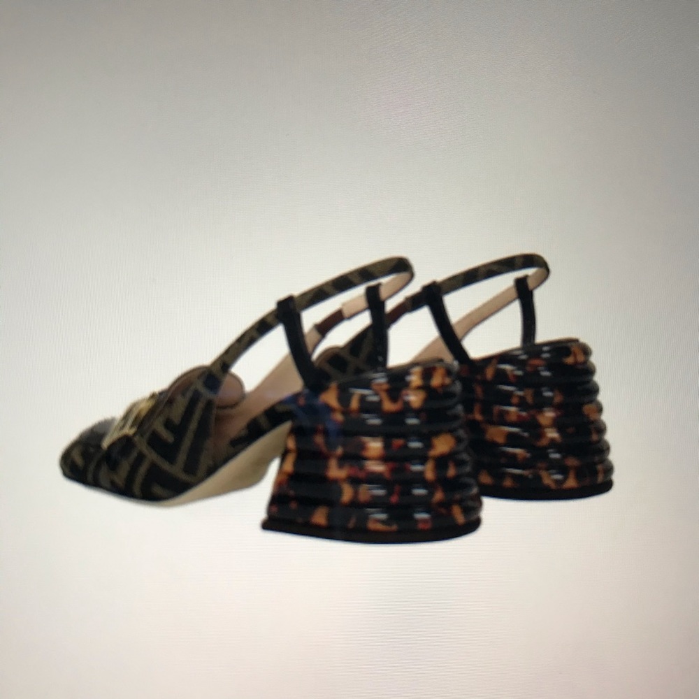 Fendi promenade FF motif fabric and croc-embossed leather slingback pump - Picture 4 of 10